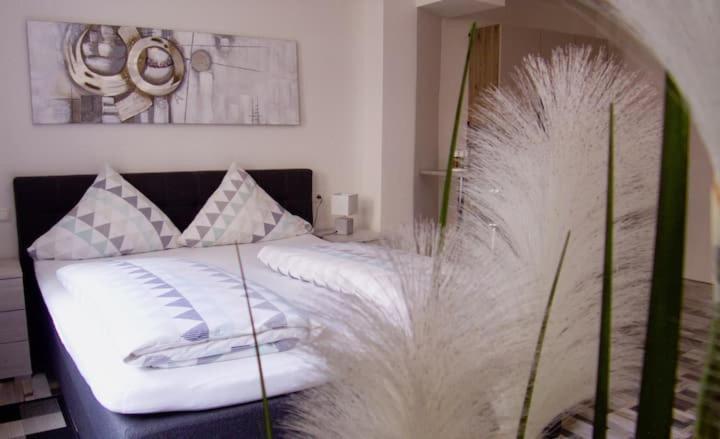 Moderne Wohnung Schwarzwald - In Bester Lage Direkt Am Fluss Bad Wildbad Εξωτερικό φωτογραφία